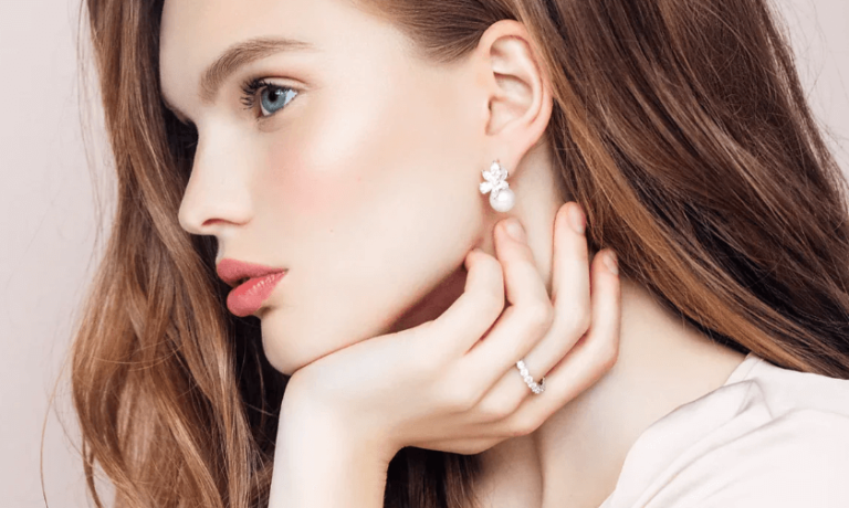 What’s the Difference Between Piercing Jewellery and Regular Fashion Jewellery?
