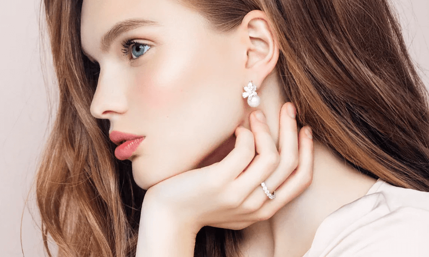 What’s the Difference Between Piercing Jewellery and Regular Fashion Jewellery?